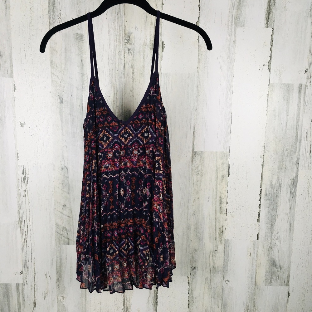 HIP cami purple aztec design NWT Size L